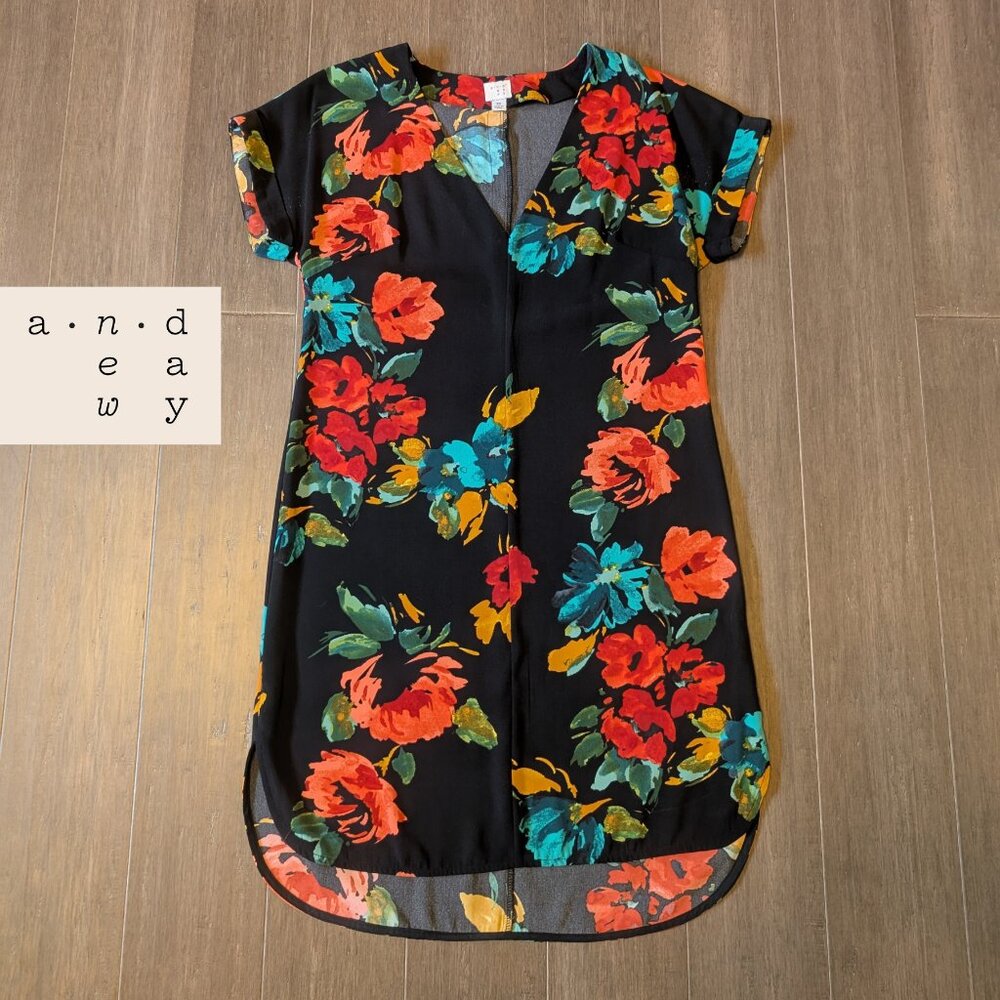 a new day, Vibrant Floral Shift Dress / Long Tunic, Blk w/Bright Flowers, Sz XS